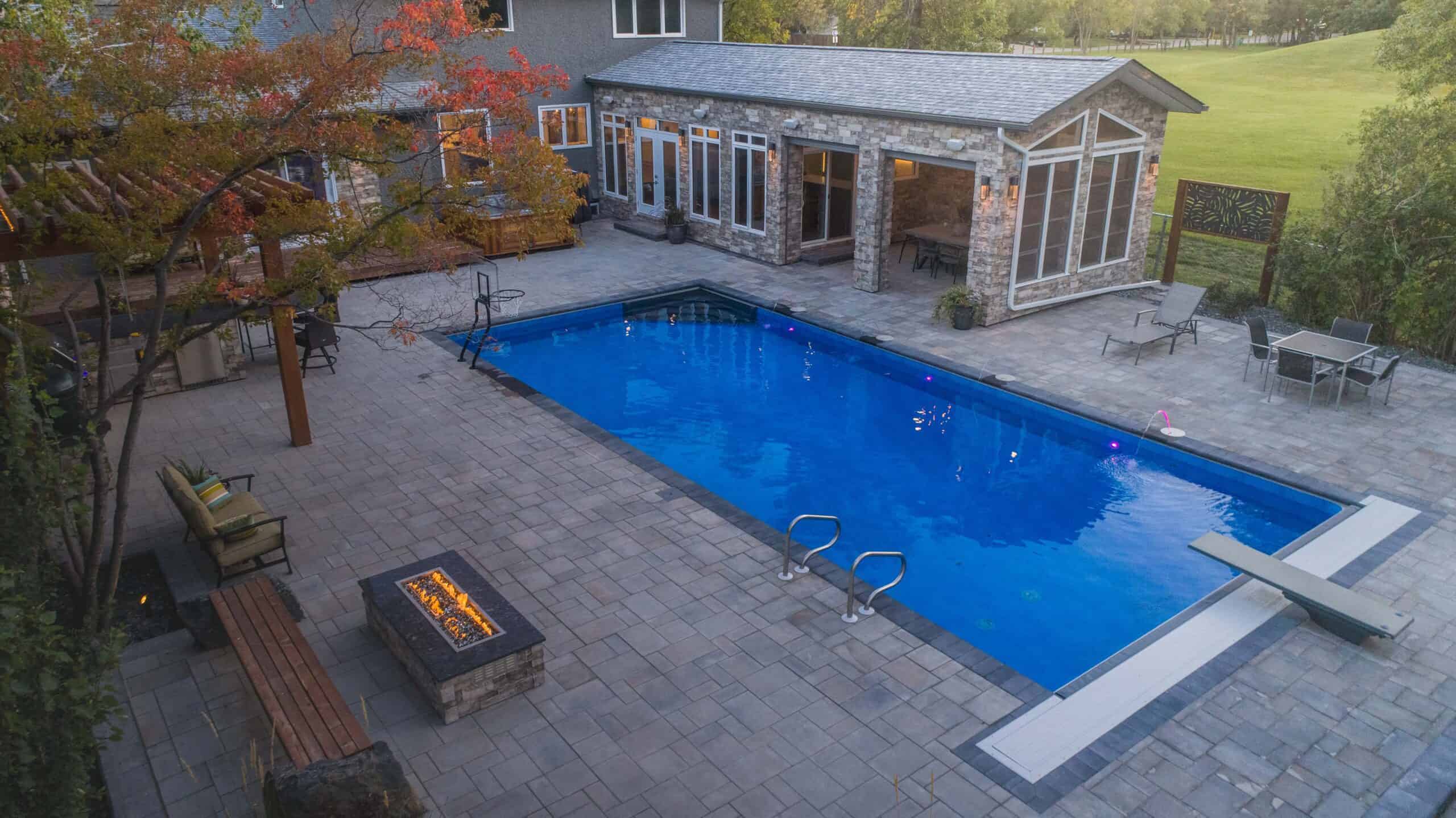 Swimming pool for winnioeg landscaping